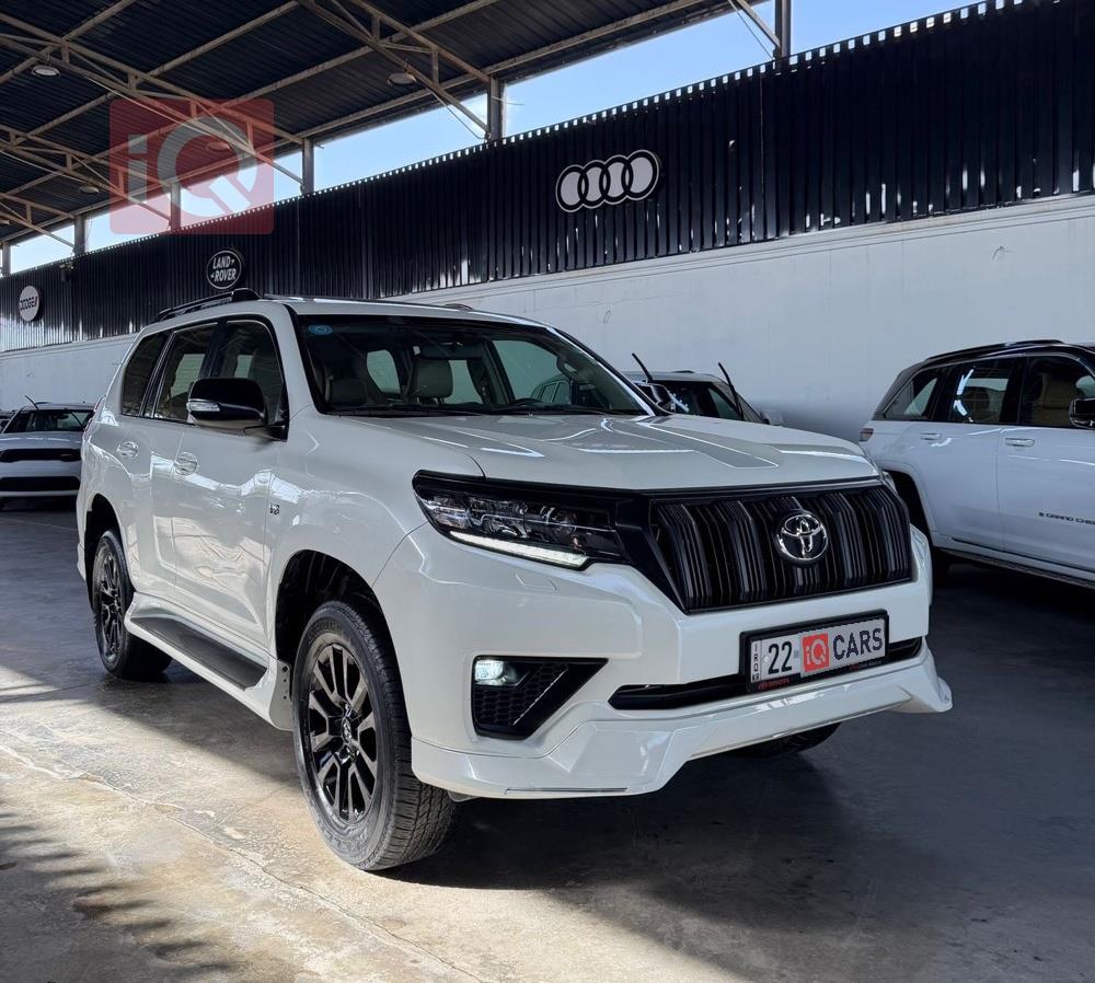 https://cdn.iqcars.io33ce2a26-8ee1-49ed-a4ab-02559ee55cf1_0.jpg